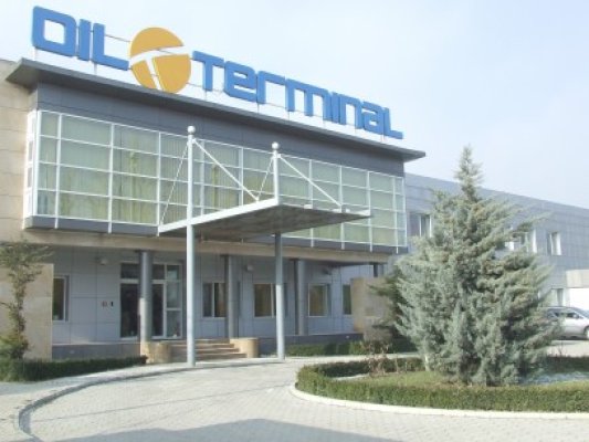 Oil Terminal cumpără mii de kilograme de lapte praf